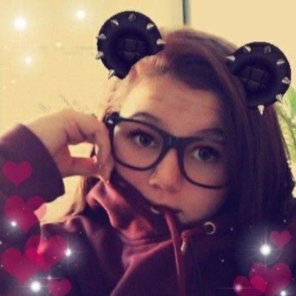 Meet your Posher, Gina - Picture 1 of 1